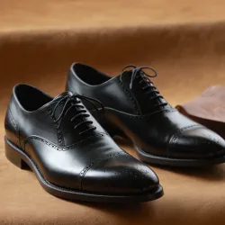 photo of #4 black oxfords